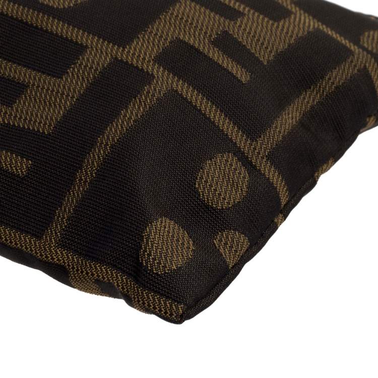 مملوكة مسبقًا Fendi Tobacco Zucca Canvas Pouch