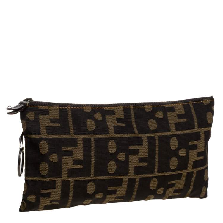 مملوكة مسبقًا Fendi Tobacco Zucca Canvas Pouch