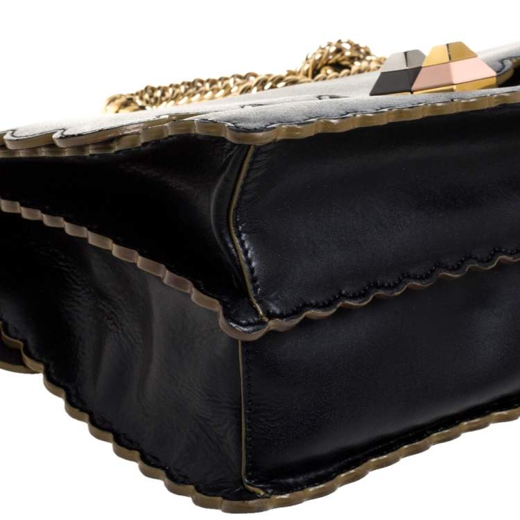Pre Owned Fendi Black Leather Kan I Scalloped Crossbody Bag