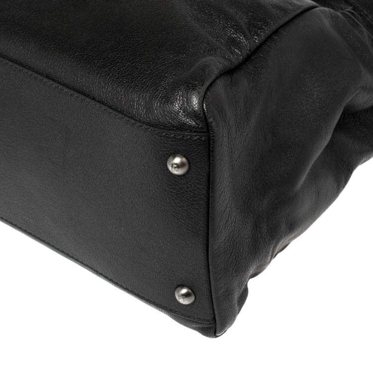 Pre Owned Fendi Black Leather Large Peekaboo Top Handle Bag