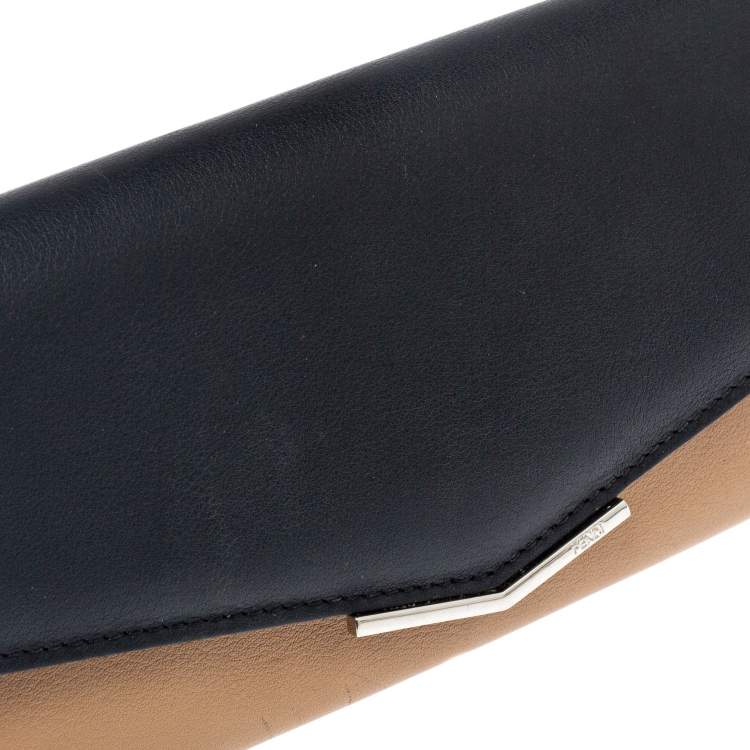 Pre Owned Fendi Beige/Black Leather Envelope Continental Wallet