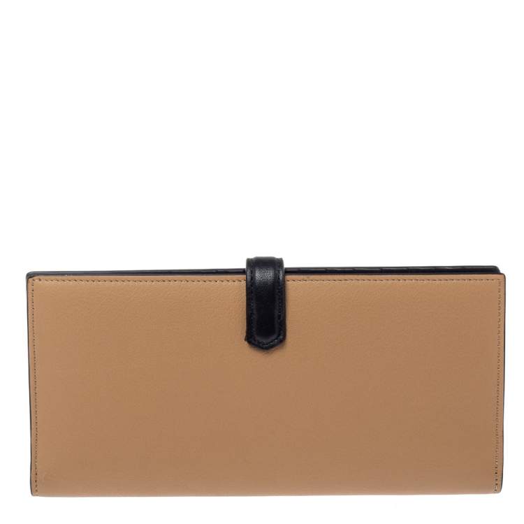Pre Owned Fendi Beige/Black Leather Flap Continental Wallet