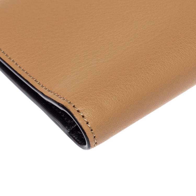 Pre Owned Fendi Beige/Black Leather Flap Continental Wallet