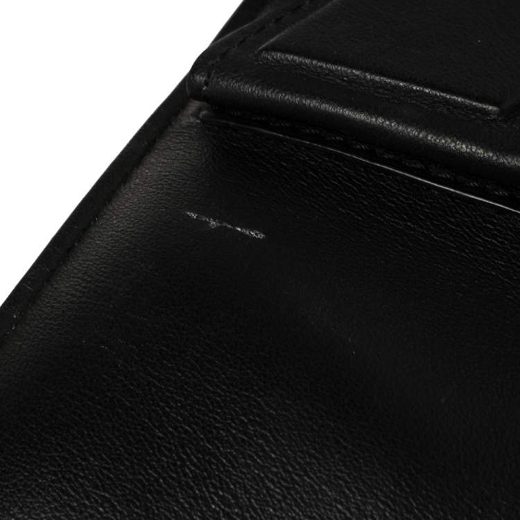 Pre Owned Fendi Black Leather Belt Bag