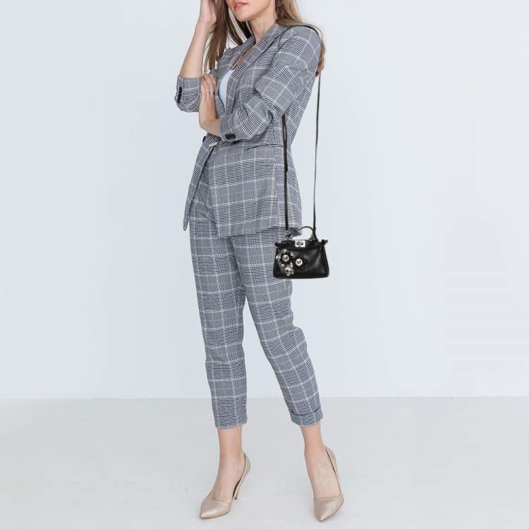 مملوكة مسبقًا Fendi Black Floral Embellished Leather Micro Peekaboo Top Handle Bag
