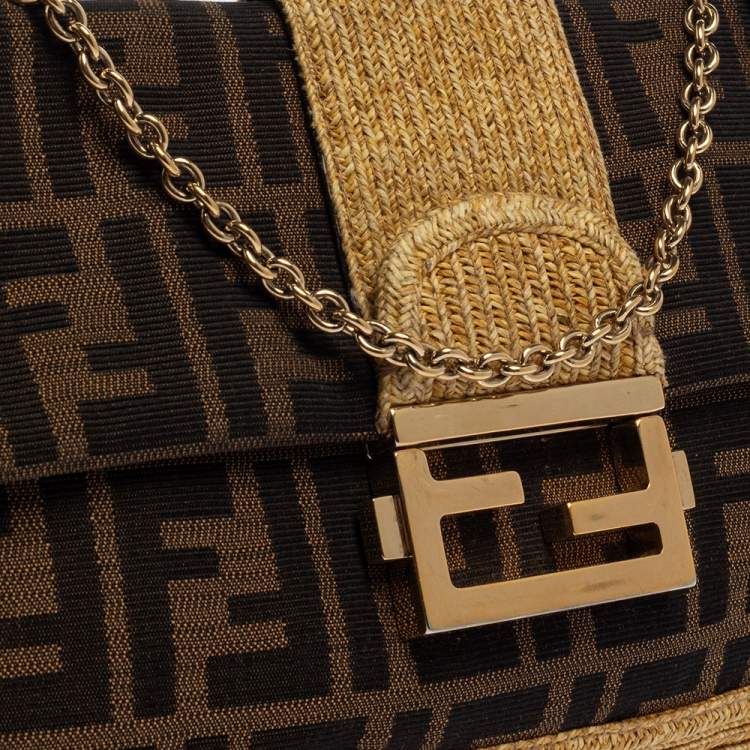 مملوكة مسبقًا Fendi Tobacco Zucca Canvas and Raffia Baguette Chain Shoulder Bag