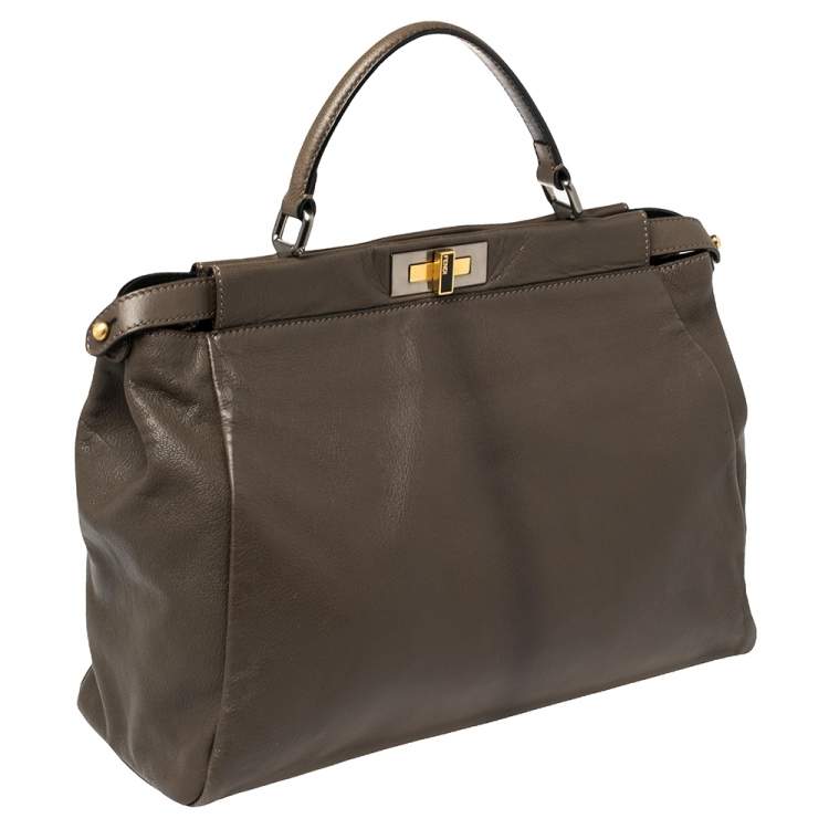 Pre Owned Fendi Olive Green Leather Large Peekaboo Top Handle Bag