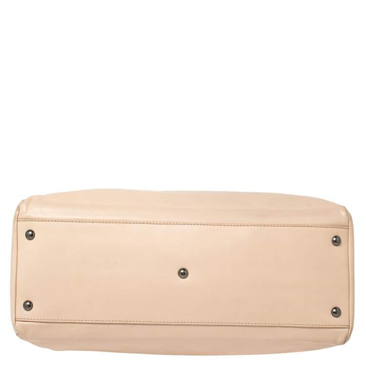 Pre Owned Fendi Beige Leather Large Peekaboo Top Handle Bag