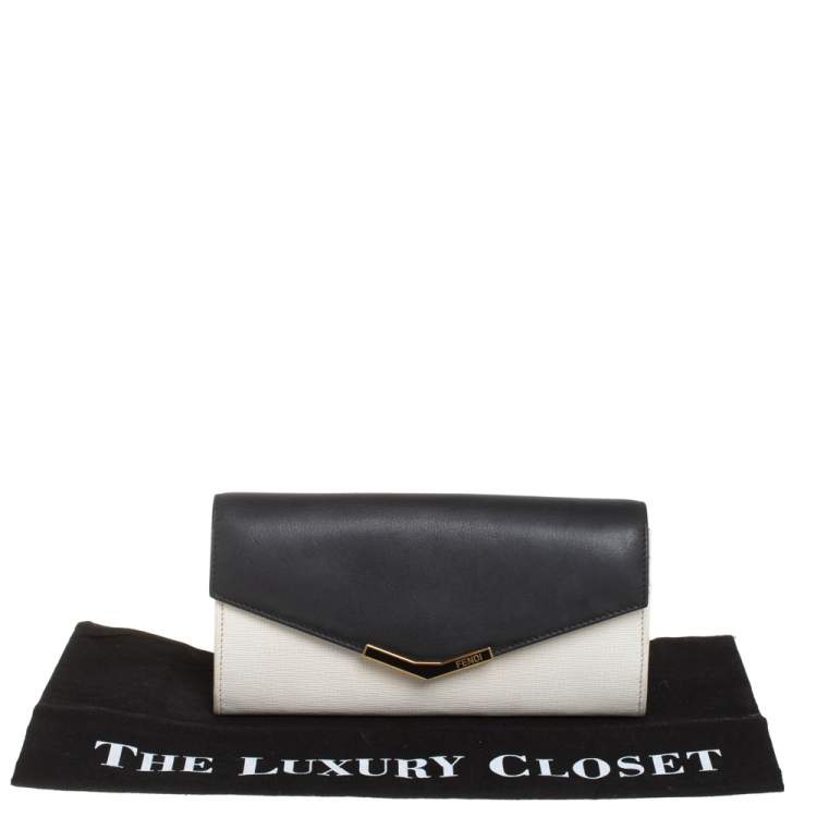 Pre Owned Fendi Off White/Black Leather Envelope Continental Wallet