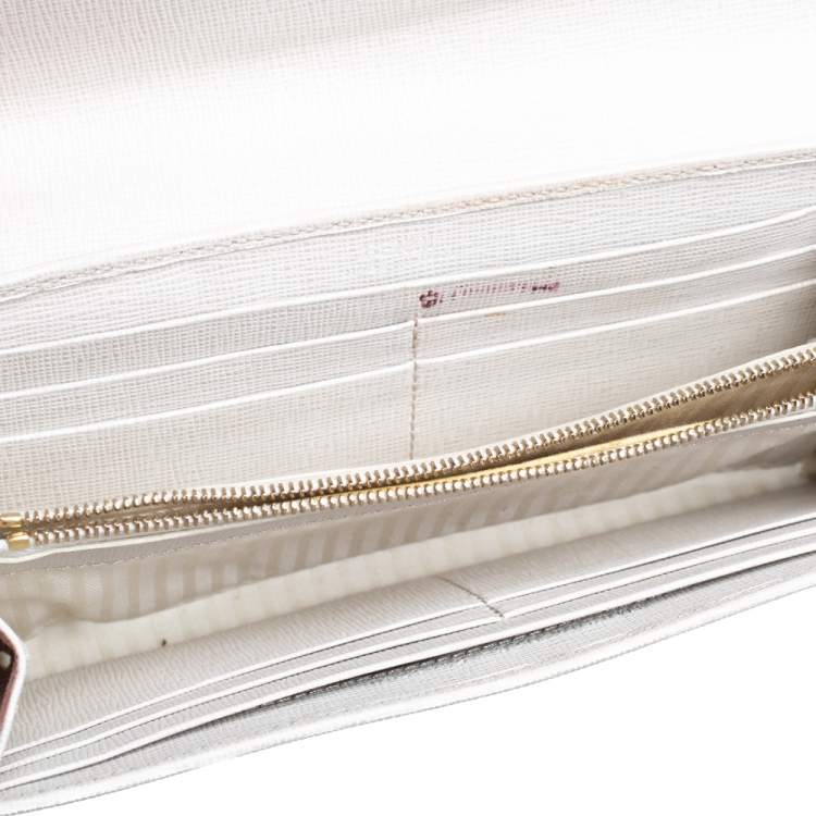 Pre Owned Fendi Off White/Black Leather Envelope Continental Wallet