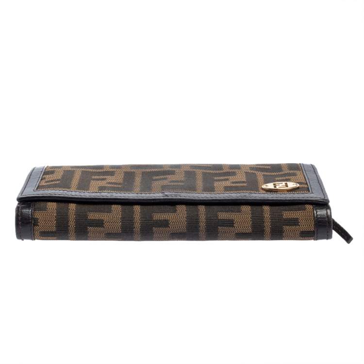 مملوكة مسبقًا Fendi Tobacco Zucca Canvas and Leather Continental Flap Wallet