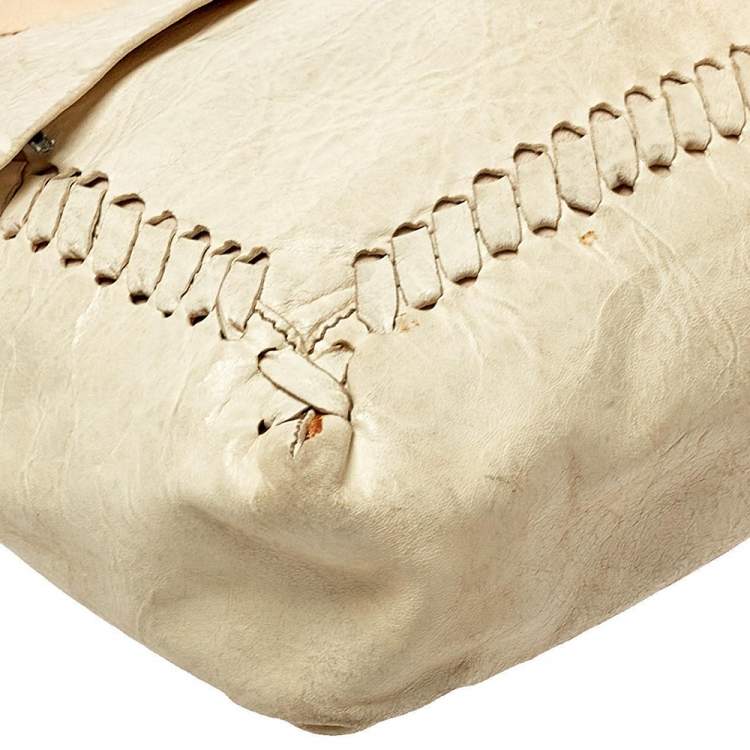 Pre Owned Fendi White Soft Leather Giant Baguette Whipstitch Shoulder Bag