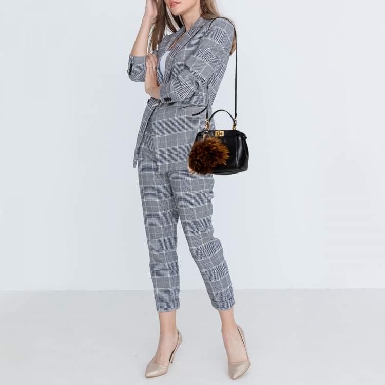 Pre Owned Fendi Black Leather Small Peekaboo Top Handle Bag