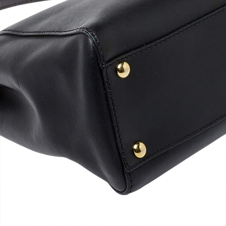 Pre Owned Fendi Black Leather Medium Peekaboo Top Handle Bag