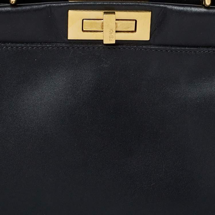 Pre Owned Fendi Black Leather Medium Peekaboo Top Handle Bag