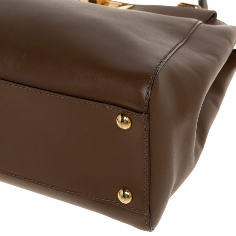 Pre Owned Fendi Brown Leather Medium Peekaboo Top Handle Bag