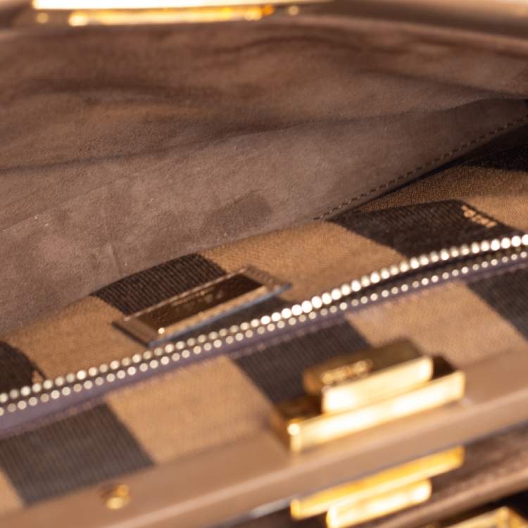 Pre Owned Fendi Brown Leather Medium Peekaboo Top Handle Bag