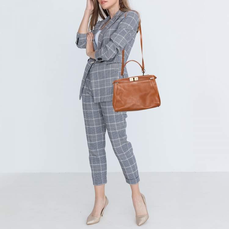 Pre Owned Fendi Brown Leather Peekaboo Top Handle Bag