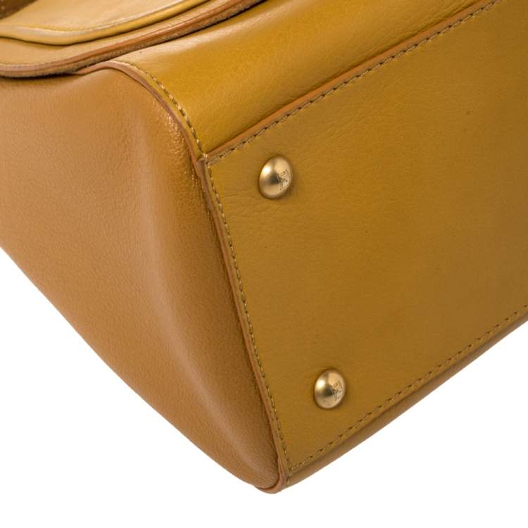 Pre Owned Fendi Mustard Leather Medium Anna Shoulder Bag