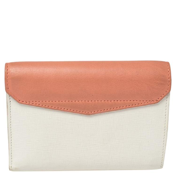 Pre Owned Fendi White/Peach Leather 2Jours Compact Wallet