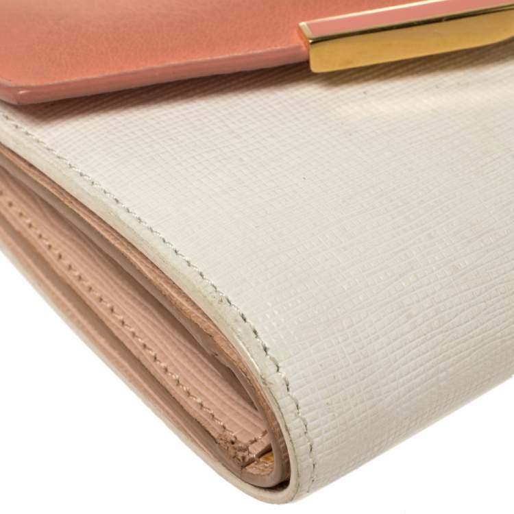 Pre Owned Fendi White/Peach Leather 2Jours Compact Wallet