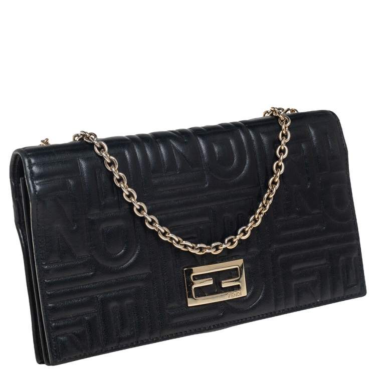 مملوكة مسبقًا Fendi Black Embossed Logo Leather Wallet on Chain