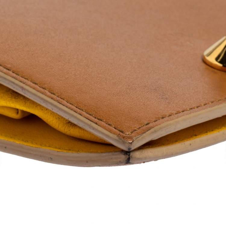 Pre Owned Fendi Brown Leather By The Way Bifold Wallet