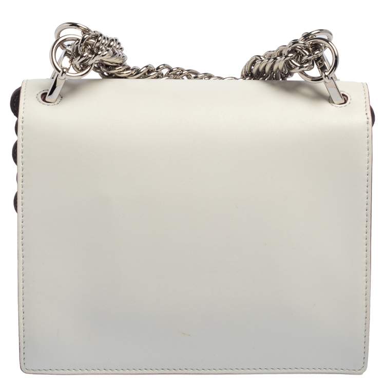Pre Owned Fendi Ivory Leather Small Kan I Scalloped Top Handle Bag
