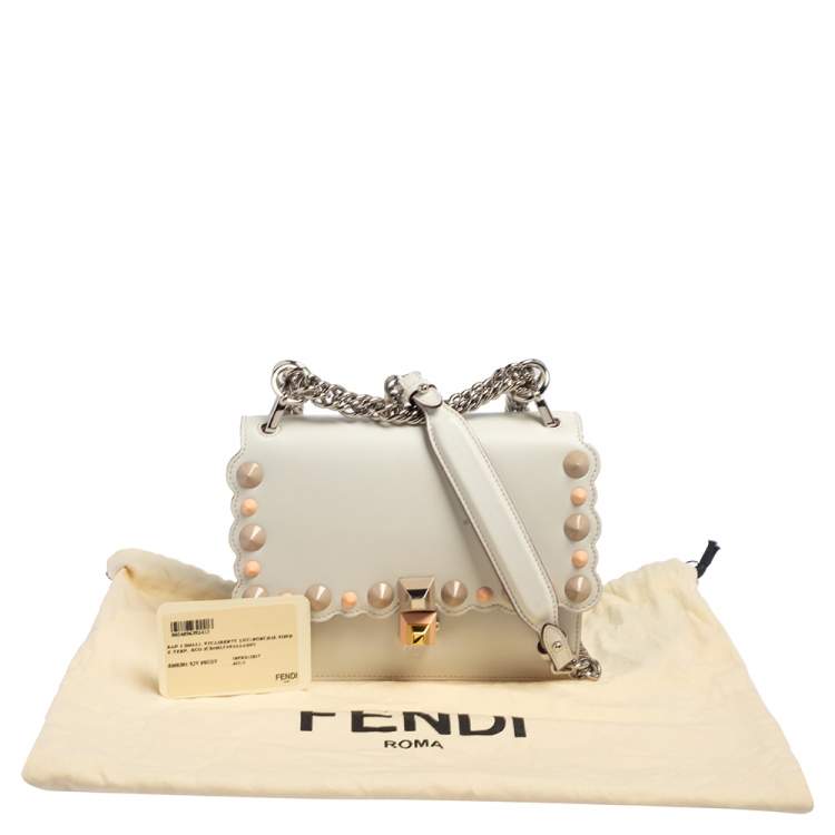 Pre Owned Fendi Ivory Leather Small Kan I Scalloped Top Handle Bag