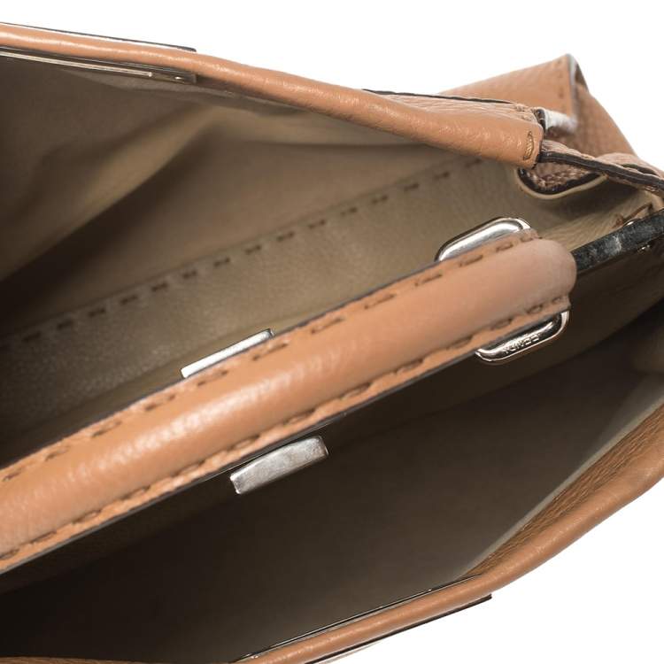 Pre Owned Fendi Brown Leather Medium Selleria Peekaboo Top Handle Bag