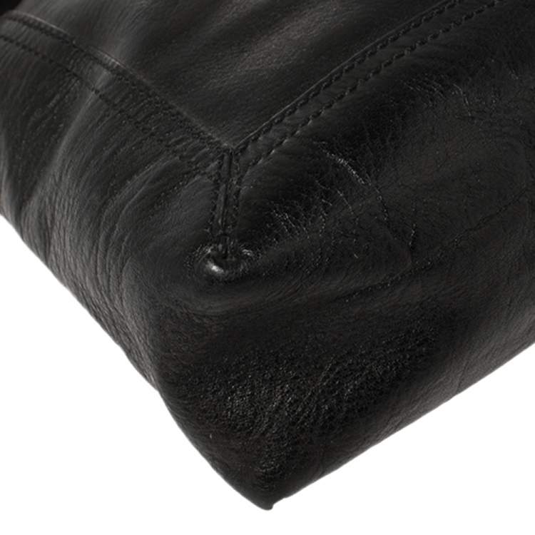مملوكة مسبقًا Fendi Black Leather Maxi Baguette Flap Shoulder Bag