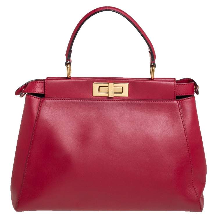 Pre Owned Fendi Red Leather Medium Peekaboo Top Handle Bag