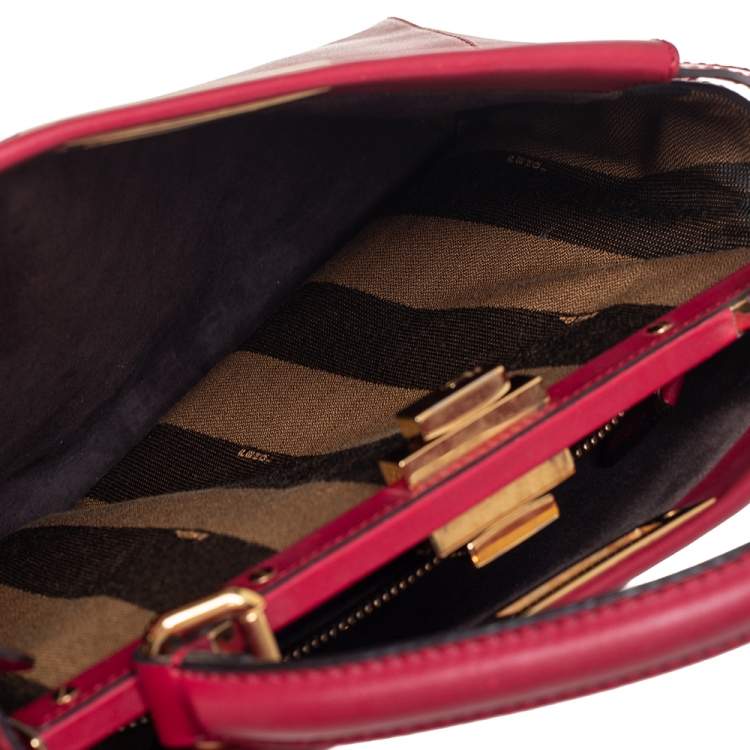 Pre Owned Fendi Red Leather Medium Peekaboo Top Handle Bag