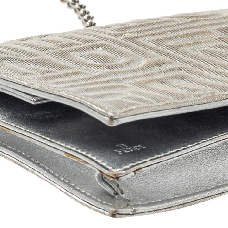 Pre Owned Fendi Metallic Silver Logo Embossed Leather Wallet On Chain 