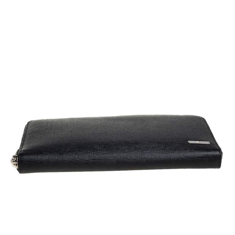 Pre Owned Fendi Black Leather Zippy Organizer Wallet