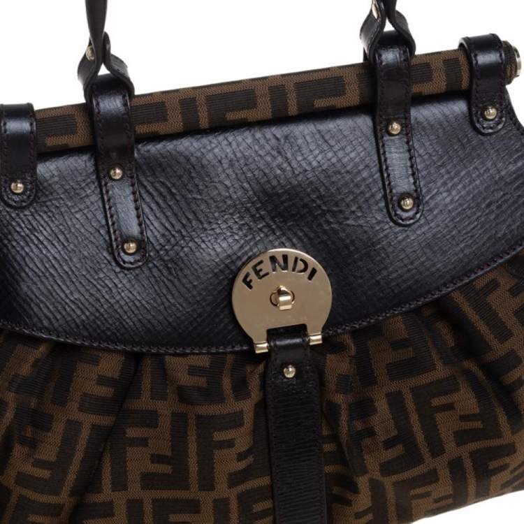 Pre Owned Fendi Tobacco Zucca Canvas and Leather Medium Magic Shoulder Bag