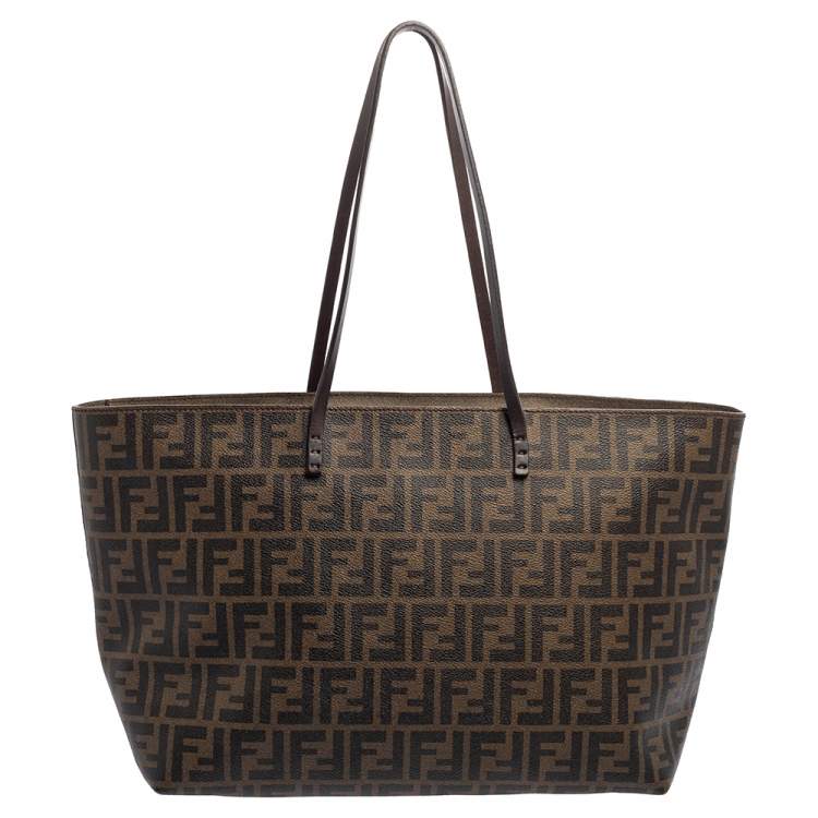 مملوكة مسبقًا Fendi Tobacco Zucca Coated Canvas Spalmati Roll Shopper Tote