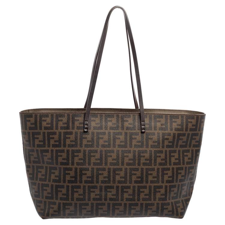 مملوكة مسبقًا Fendi Tobacco Zucca Coated Canvas Spalmati Roll Shopper Tote