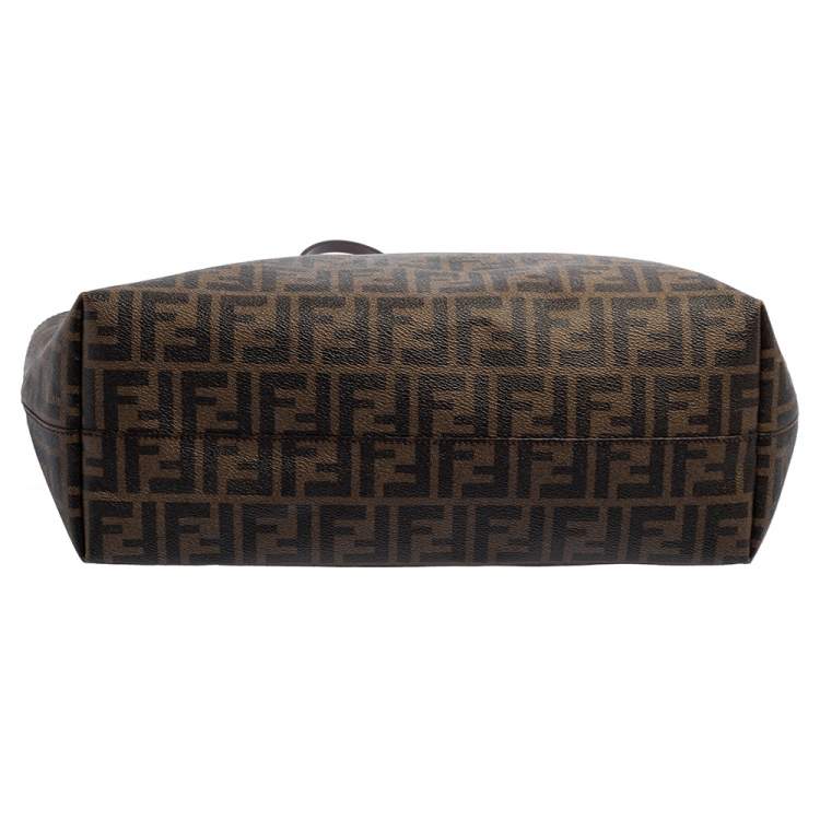 مملوكة مسبقًا Fendi Tobacco Zucca Coated Canvas Spalmati Roll Shopper Tote