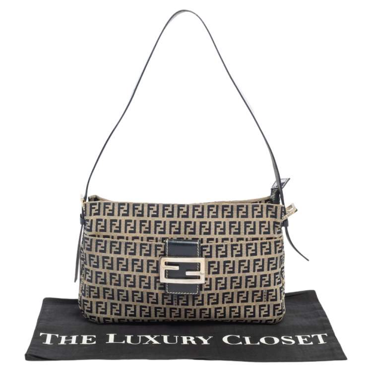 Pre Owned Fendi Navy Blue/Grey Zuchinno Canvas and Leather FF Zip Shoulder Bag