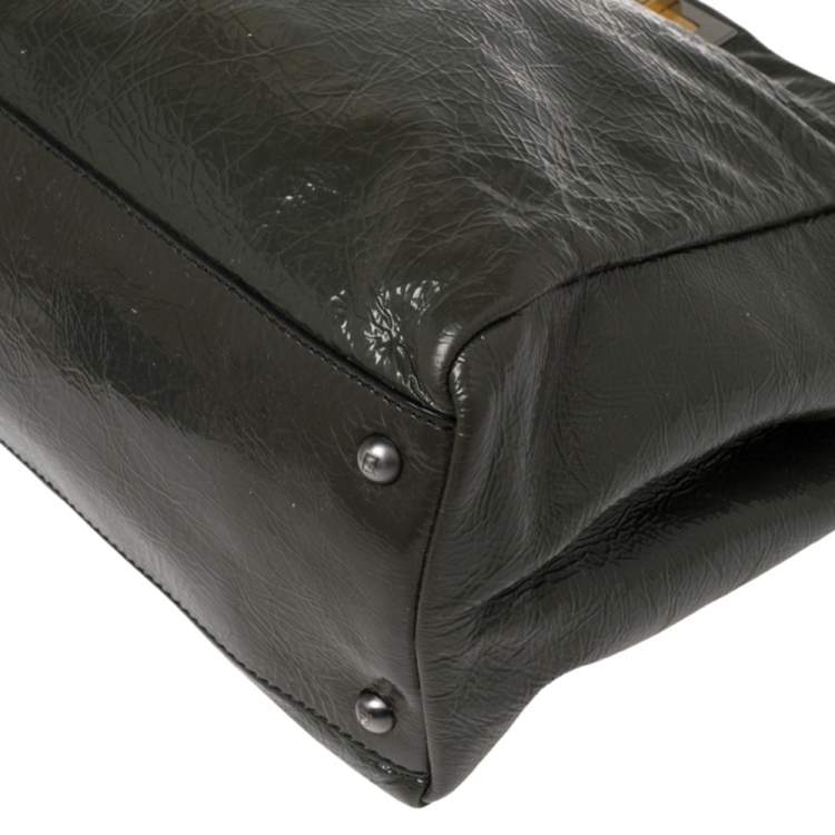 Pre Owned Fendi Dark Grey Crinkled Patent Leather Large Peekaboo Top Handle Bag
