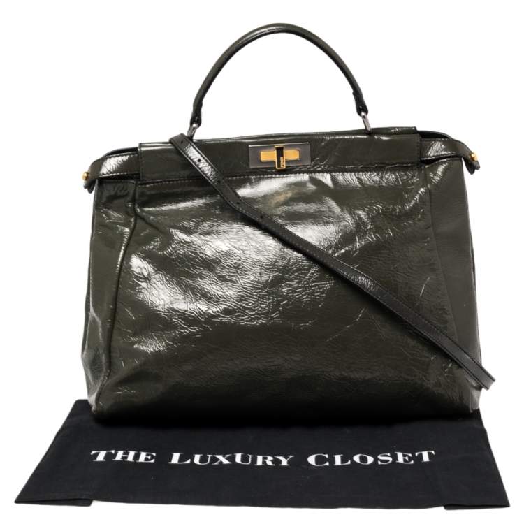 Pre Owned Fendi Dark Grey Crinkled Patent Leather Large Peekaboo Top Handle Bag