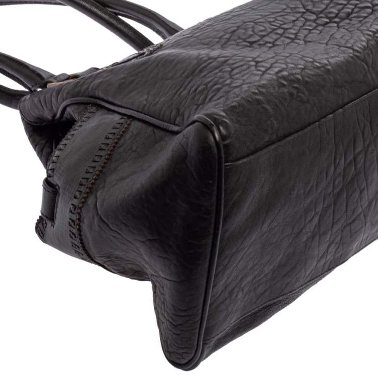 Pre Owned Fendi Black Textured Leather Medium Chef De Jour Bag