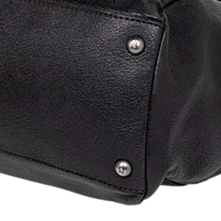 Pre Owned Fendi Black Leather Peekaboo Top Handle Bag