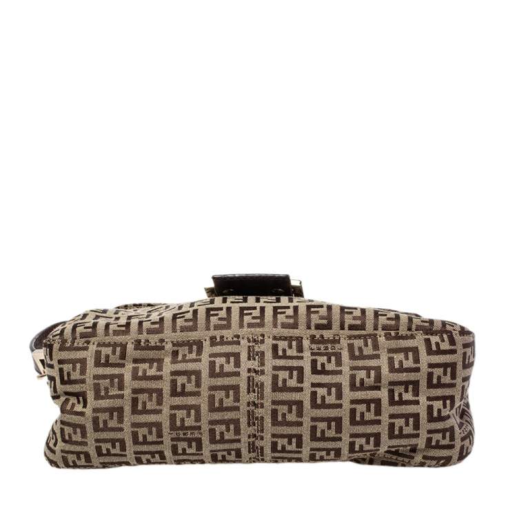 Pre Owned Fendi Beige/Brown Zucchino Canvas and Leather Mama Baguette Bag