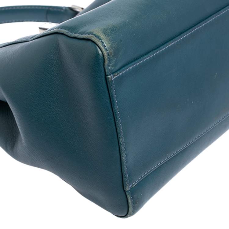 مملوكة مسبقًا Fendi Blue Leather Mini Peekaboo Top Handle Bag