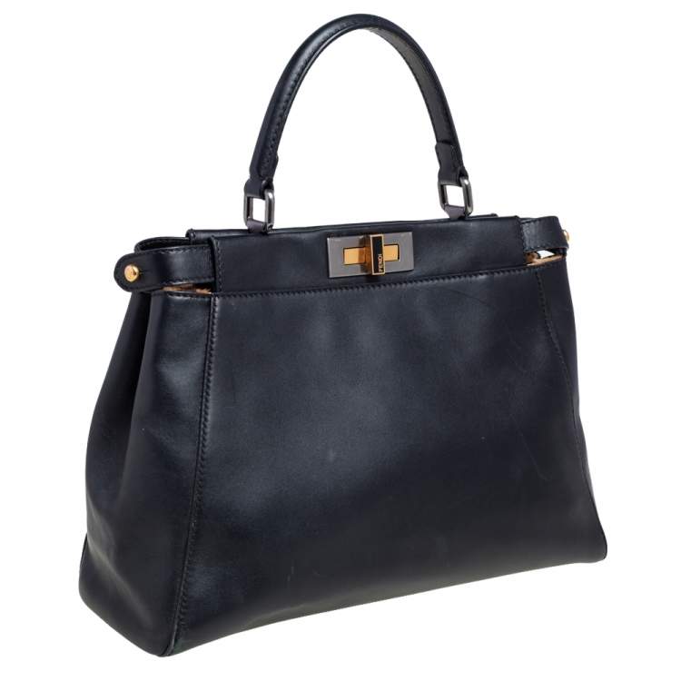 Pre Owned Fendi Black Leather Medium Peekaboo Top Handle Bag