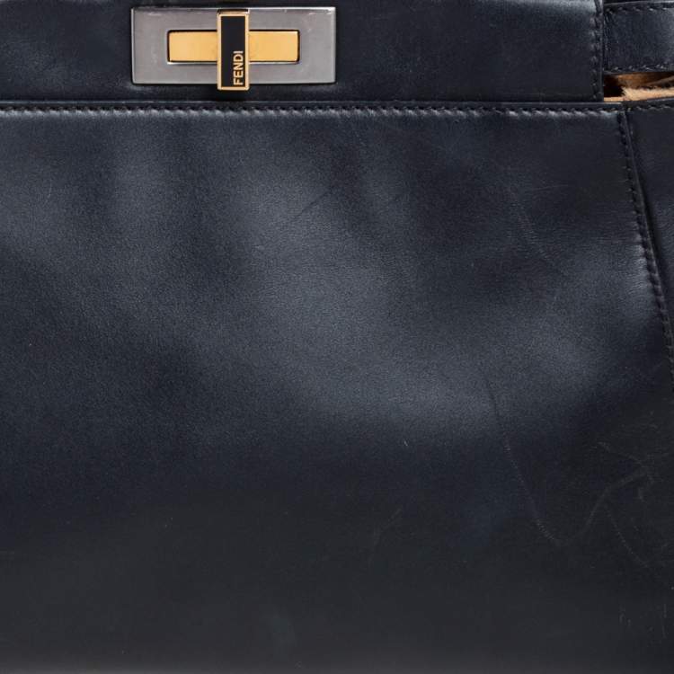 Pre Owned Fendi Black Leather Medium Peekaboo Top Handle Bag