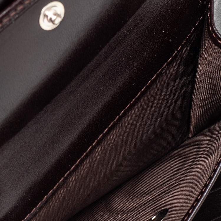 مملوكة مسبقًا Fendi Tobacco Zucca Canvas FF Flap Compact Wallet