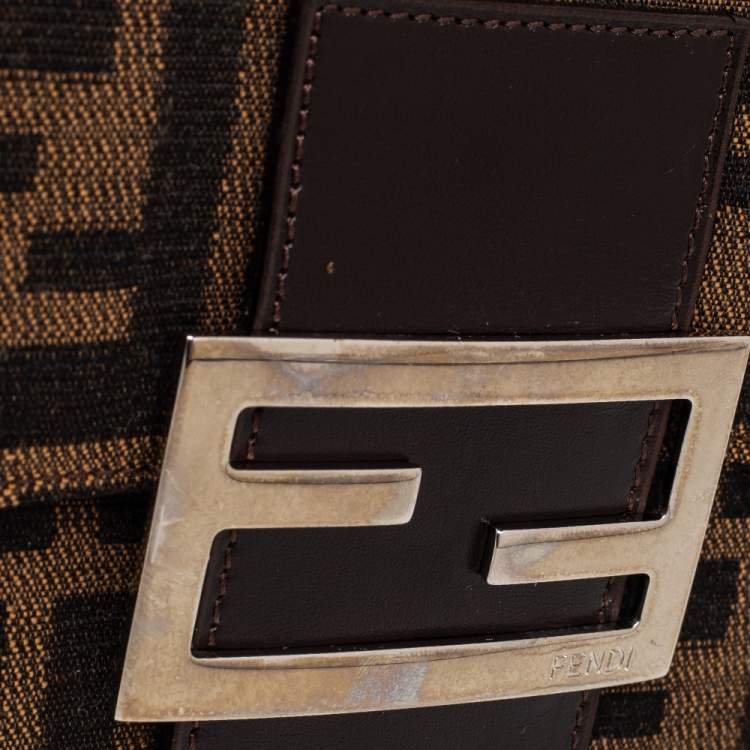 مملوكة مسبقًا Fendi Tobacco Zucca Canvas FF Flap Compact Wallet